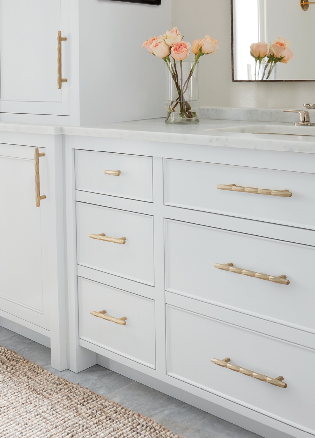 Amerock’s Golden Champagne Finish featured in Las Vegas Review Journal